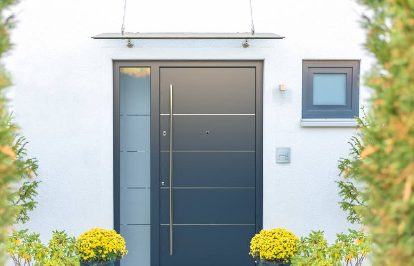 Haustüren mit Fenster nach Maß kaufen